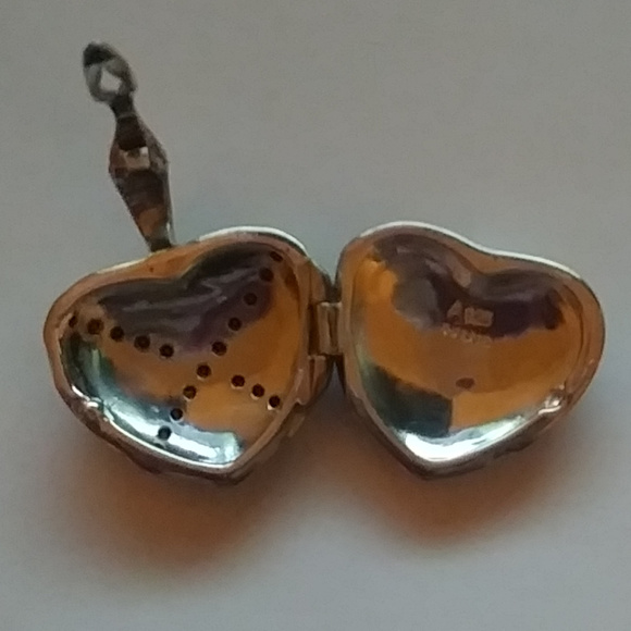 Suspicion Sterling Marcasite Puffed Heart Necklace - Picture 6 of 8